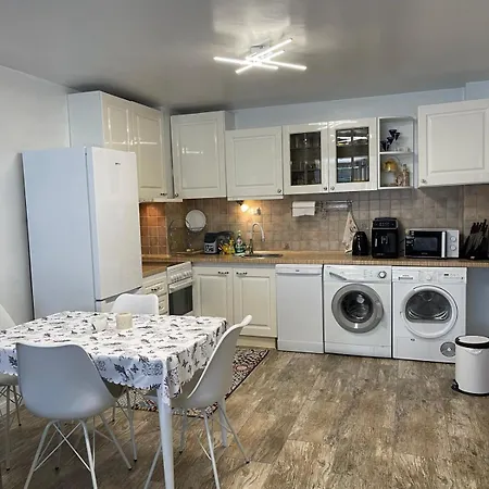 Cozy Flat Old Town Centre Daire *