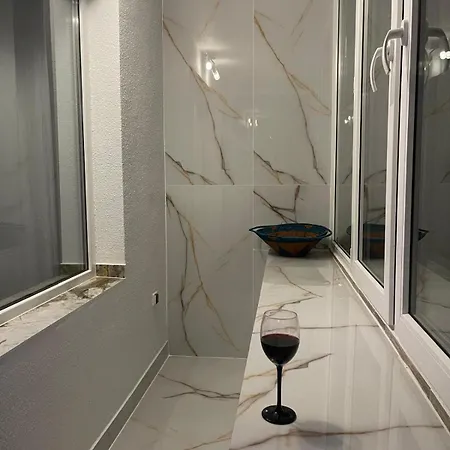 Cozy Flat Old Town Centre Daire Sofya